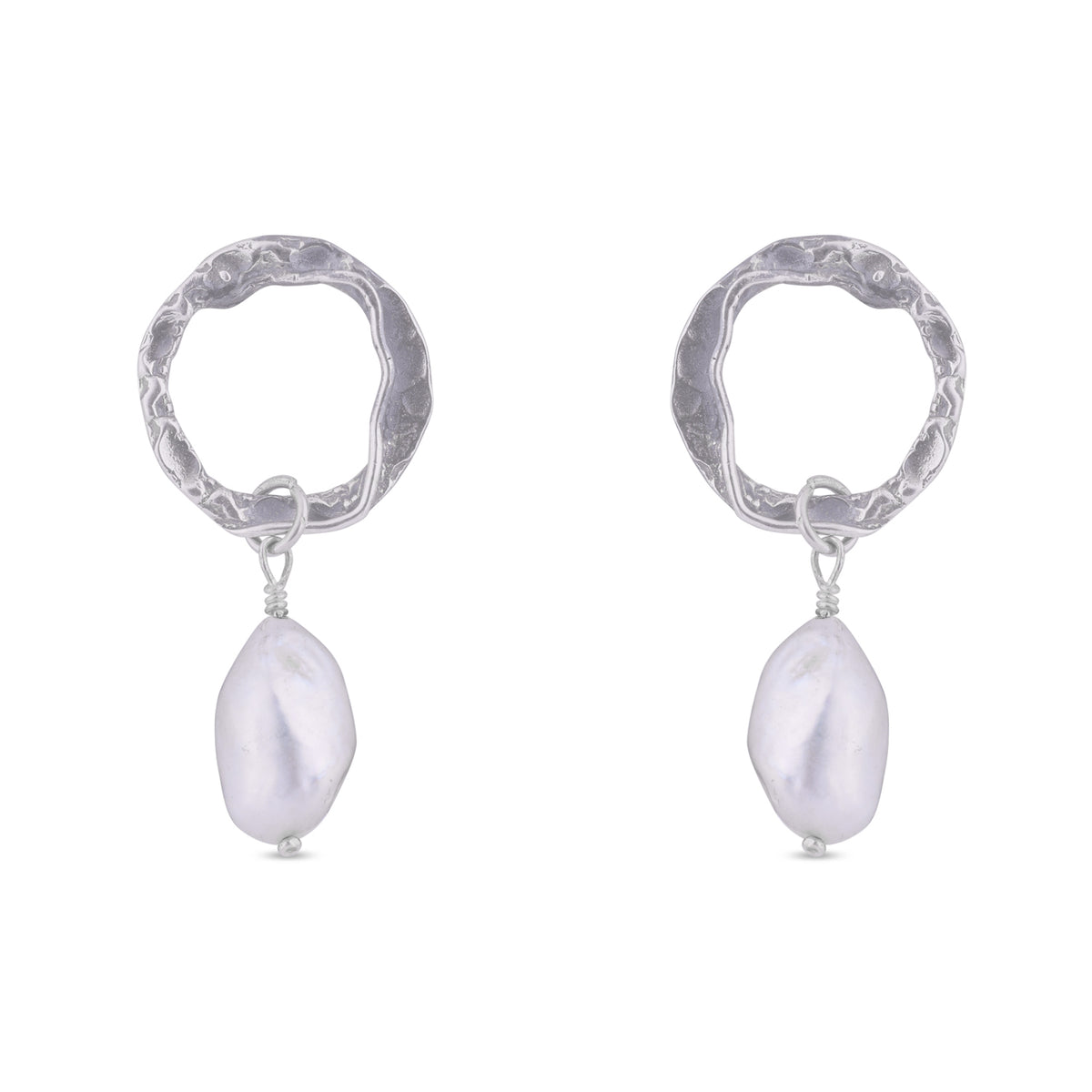 Halo textured pearl drop earring