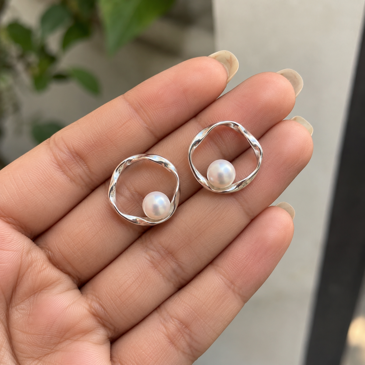 Sculptural Pearl Drop Earring