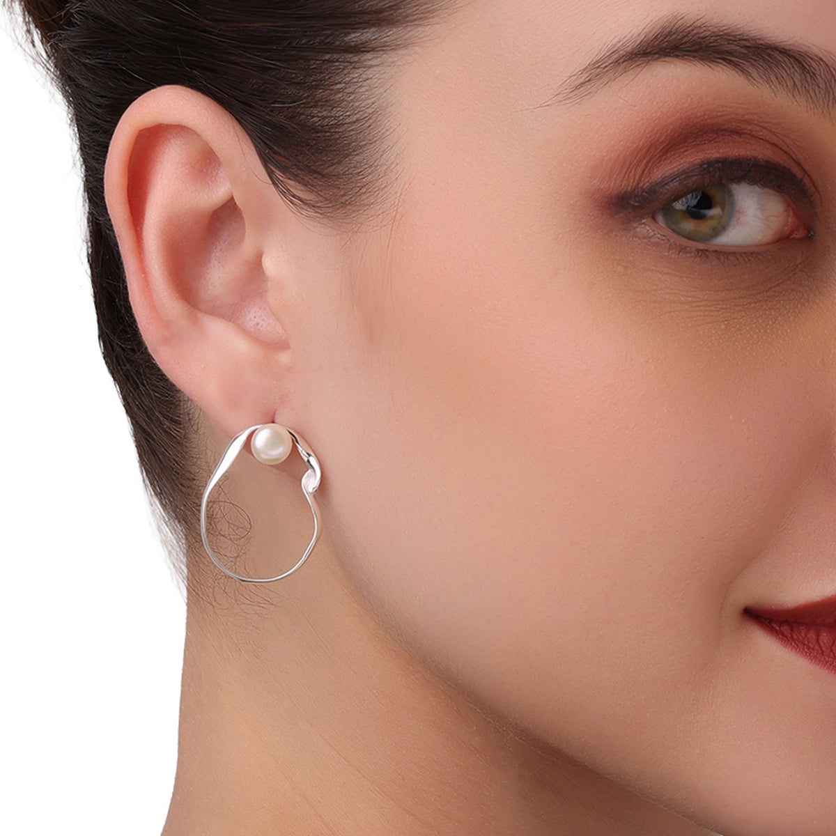 Tides and Pearls Hammered Hoops